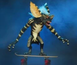 NECA Gremlins - Ultimate Stripe Actionfigur 12 NECA Gremlins - Ultimate Stripe Actionfigur -Figurenwelt Geschaft 037455afd7b7ab9c61e32eeb02b5f435e4754a04f819740a2371217ab614ce46
