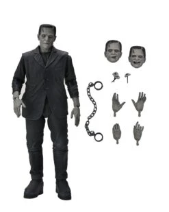 NECA Frankensteins Monster - Ultimate Monster Actionfigur (schwarz/weiß)