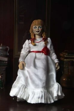NECA The Conjuring Universe - Annabelle Clothed Actionfigur 21 NECA The Conjuring Universe - Annabelle Clothed Actionfigur -Figurenwelt Geschaft 1489310 1