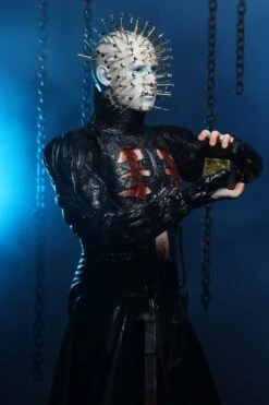 NECA Hellraiser - Ultimate Pinhead Actionfigur -Figurenwelt Geschaft 331034