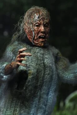 NECA Friday The 13th - Corpse Pamela (Lady Of The Lake) Clothed Actionfigur -Figurenwelt Geschaft 39724 5