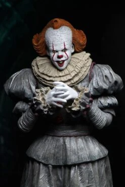NECA IT Chapter 2 - Ultimate Pennywise (2019 Movie) Actionfigur 13 NECA IT Chapter 2 - Ultimate Pennywise (2019 Movie) Actionfigur -Figurenwelt Geschaft 45454 4