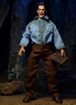 NECA Evil Dead 2 - Deadite Ash Retro Clothed Style Figur 14 NECA Evil Dead 2 - Deadite Ash Retro Clothed Style Figur -Figurenwelt Geschaft 7313d029901bf309e2a6655138cf55ca42205a7225b35d3952b089ce5330af1e