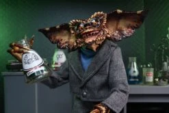 NECA Gremlins 2 - Ultimate Brain Gremlin - Clothed Actionfigur -Figurenwelt Geschaft brain11 scaled 1