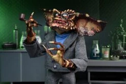 NECA Gremlins 2 - Ultimate Brain Gremlin - Clothed Actionfigur -Figurenwelt Geschaft brain7 scaled 1
