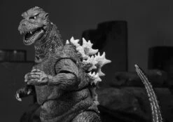 NECA Godzilla 1954 - Classic Godzilla Head To Tail 30cm Actionfigur 11 NECA Godzilla 1954 - Classic Godzilla Head To Tail 30cm Actionfigur -Figurenwelt Geschaft dd765b0d367405fe5c1a6ba872d885c059ff4ce007f197a206bf50649645e737