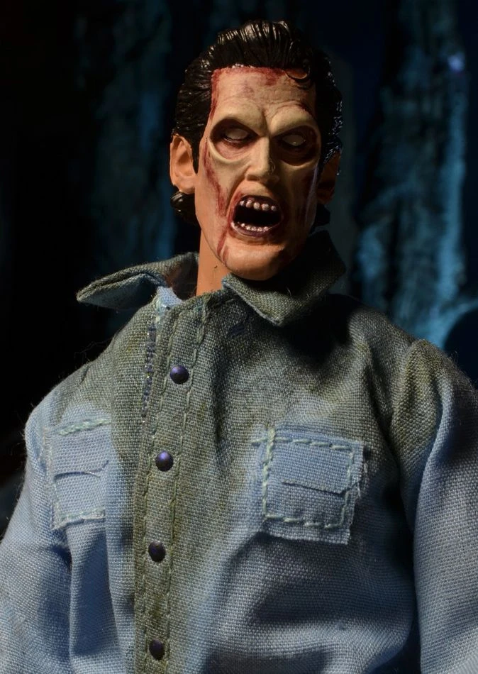 NECA Evil Dead 2 - Deadite Ash Retro Clothed Style Figur 4 NECA Evil Dead 2 - Deadite Ash Retro Clothed Style Figur - Image 2