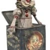 Diamond Select Gallery - IT 2 - Pennywise-In-The-Box Statue -Figurenwelt Geschaft fig92583
