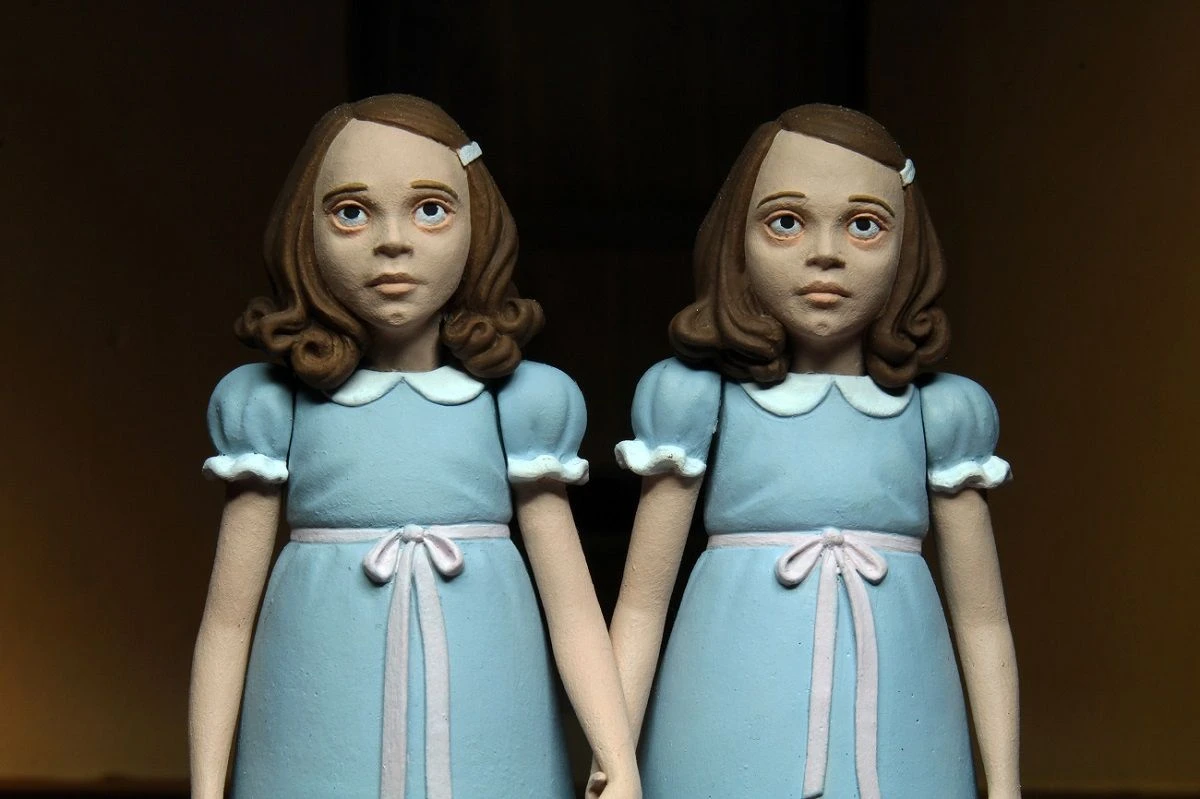 NECA Toony Terrors - The Grady Twins (The Shining) Figur 6 NECA Toony Terrors - The Grady Twins (The Shining) Figur - Image 4