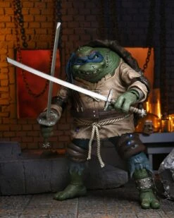 NECA Universal Monsters X TMNT - Ultimate Leonardo Als The Hunchback Figur 33 NECA Universal Monsters X TMNT - Ultimate Leonardo Als The Hunchback Figur -Figurenwelt Geschaft leo12 scaled 1