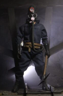 NECA My Bloody Valentine - The Miner - Clothed Actionfigur -Figurenwelt Geschaft miner3 scaled 1 6