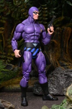 NECA The Original Superheroes S1 - The Phantom Actionfigur -Figurenwelt Geschaft phantom2 scaled 2