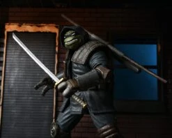 NECA Teenage Mutant Ninja Turtles - The Last Ronin (Armoured) Ultimate Figur -Figurenwelt Geschaft ronin3 scaled 1